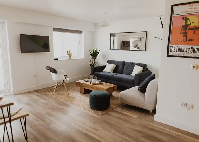 Ocean 1- Sea View Apartment, Fistral Beach Newquay