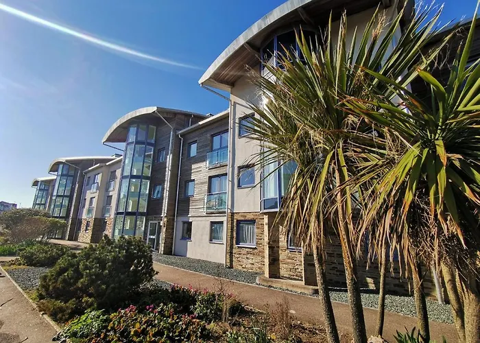 Ocean 1- Sea View Apartment, Fistral Beach Newquay